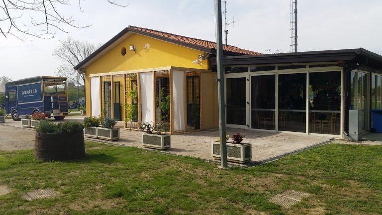 esterno locale ALPARCO