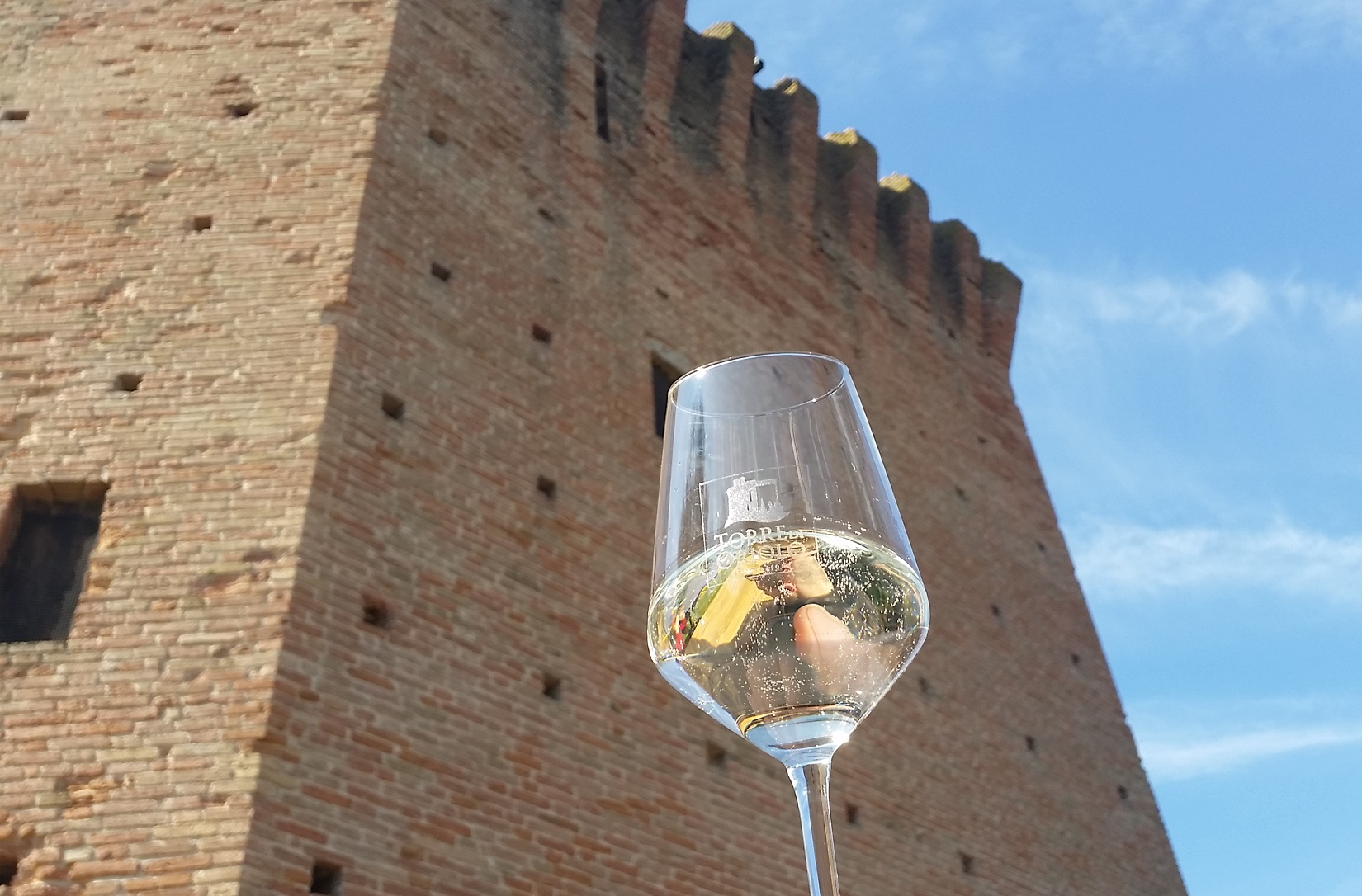 Calici sotto la torre