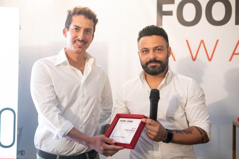 Riccardo Baldi de La Staffa e Emiliano De Venuti, CEO di Vinòforum - Premio Best Winemaker Under 35