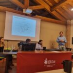Marco-Profumo-espone-i-risultati-su-Barbesino-e-Malvasia-Rosa-al-convegno-conclusivo-di-SalviBio