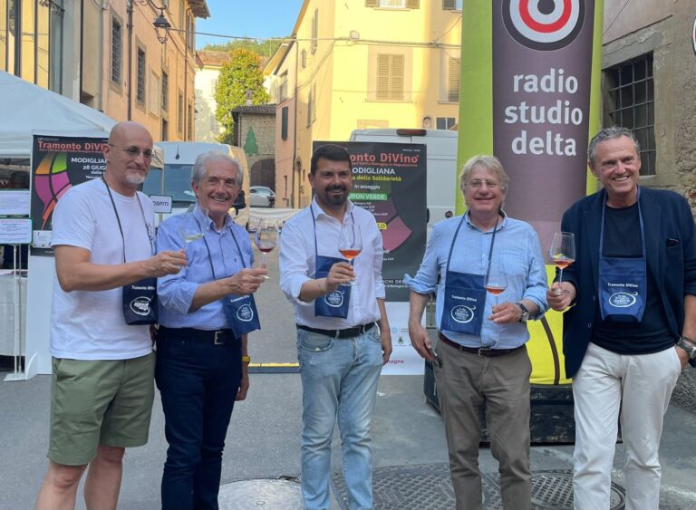 Brindisi-Assessore-Mammi-sindaco-e-produttori-Modigliana