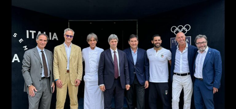 Da-sx-Frescobaldi-Boccardo-Oldani-Zoppas-Terzi-Busa-Ferrelli-Ice-Parigi