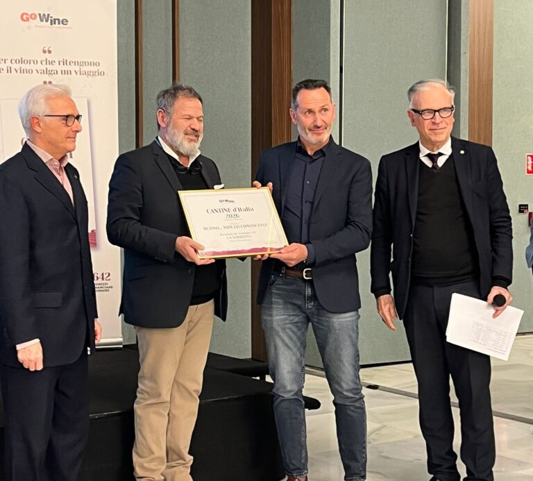 Go Wine premia La Sabbiona - Copia